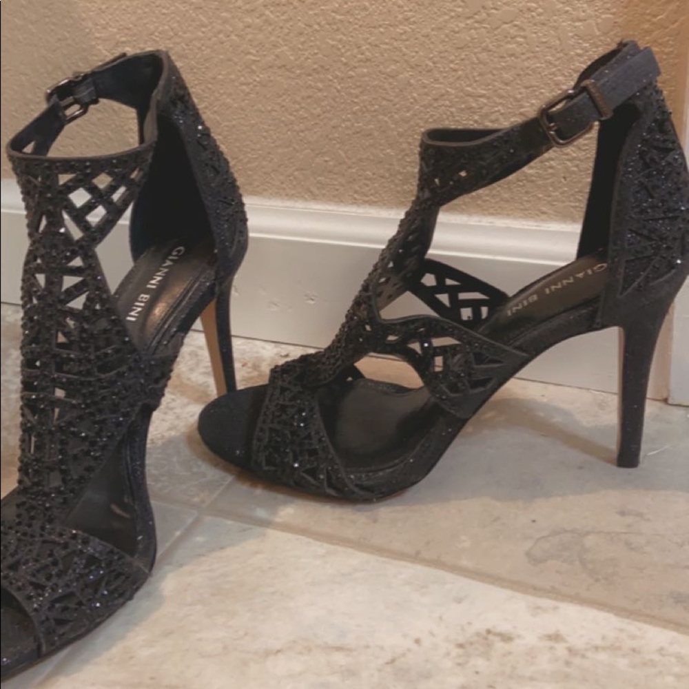 Gianna Bini black heels with rhinestones size 7.5